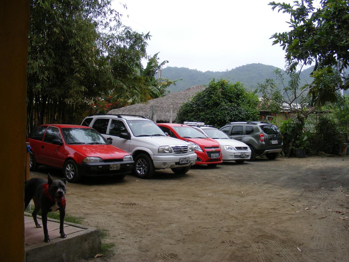 Hostal Maxima Puerto López Dış mekan fotoğraf