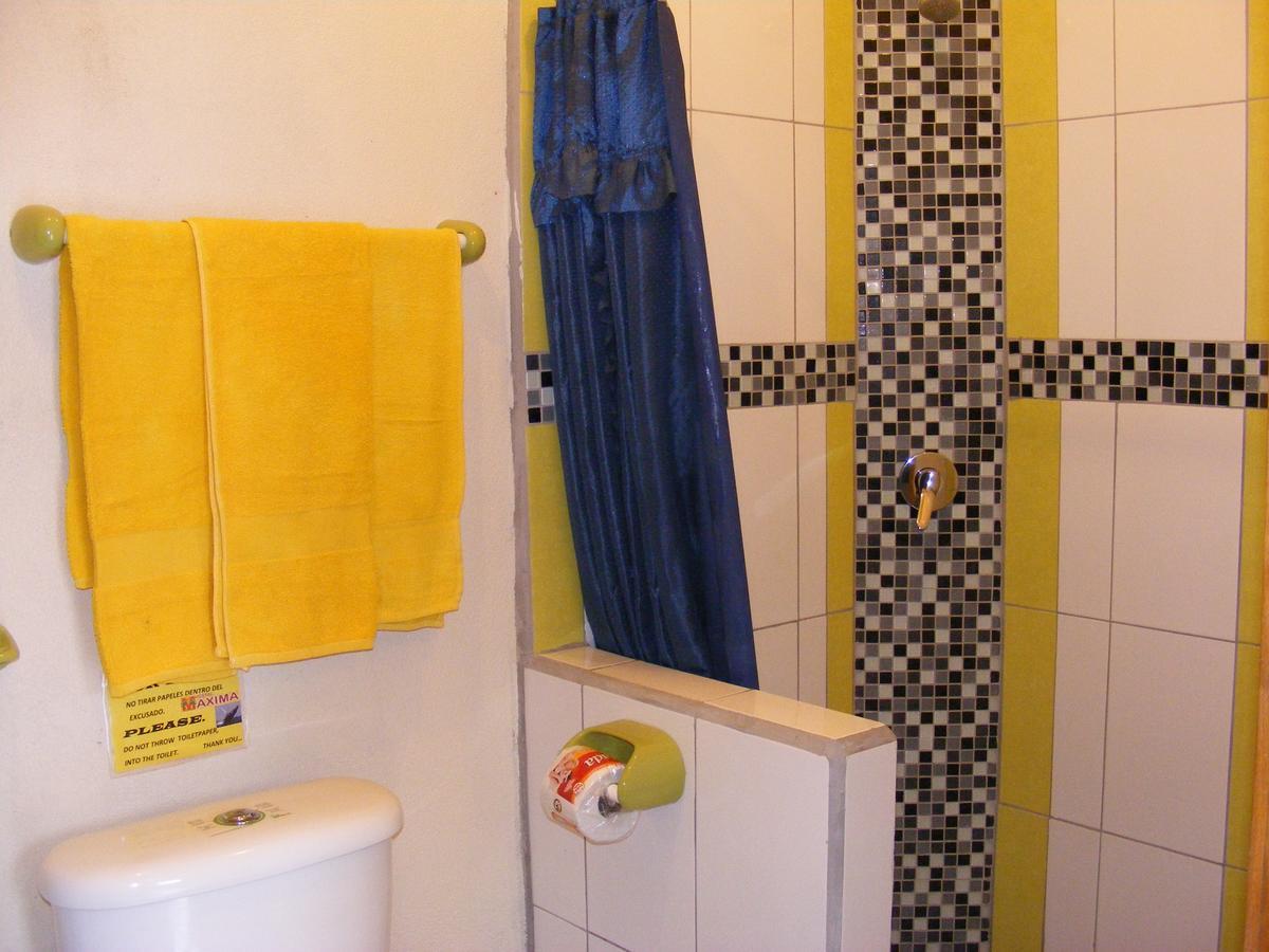 Hostal Maxima Puerto López Dış mekan fotoğraf